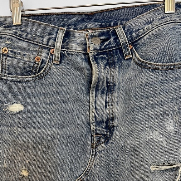 Levi’s | Deconstructed Denim Mini Skirt Aritzia 25 Levi's - Picture 4 of 10